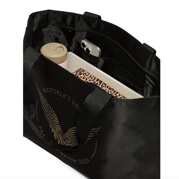 Victoria's Secret Fashion Show Tote Bag 2025 - Picture 6 of 6